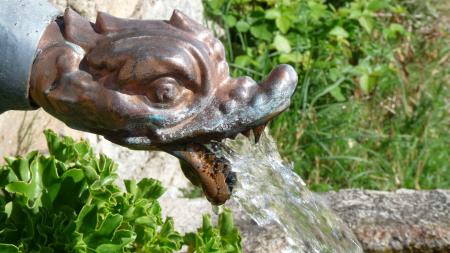 Fontaine villageoise